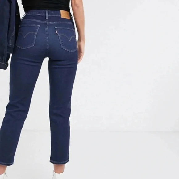 NWT LEVI’S 724 Hi-Rise Straight Cropped Jeans 24 - Picture 2 of 10
